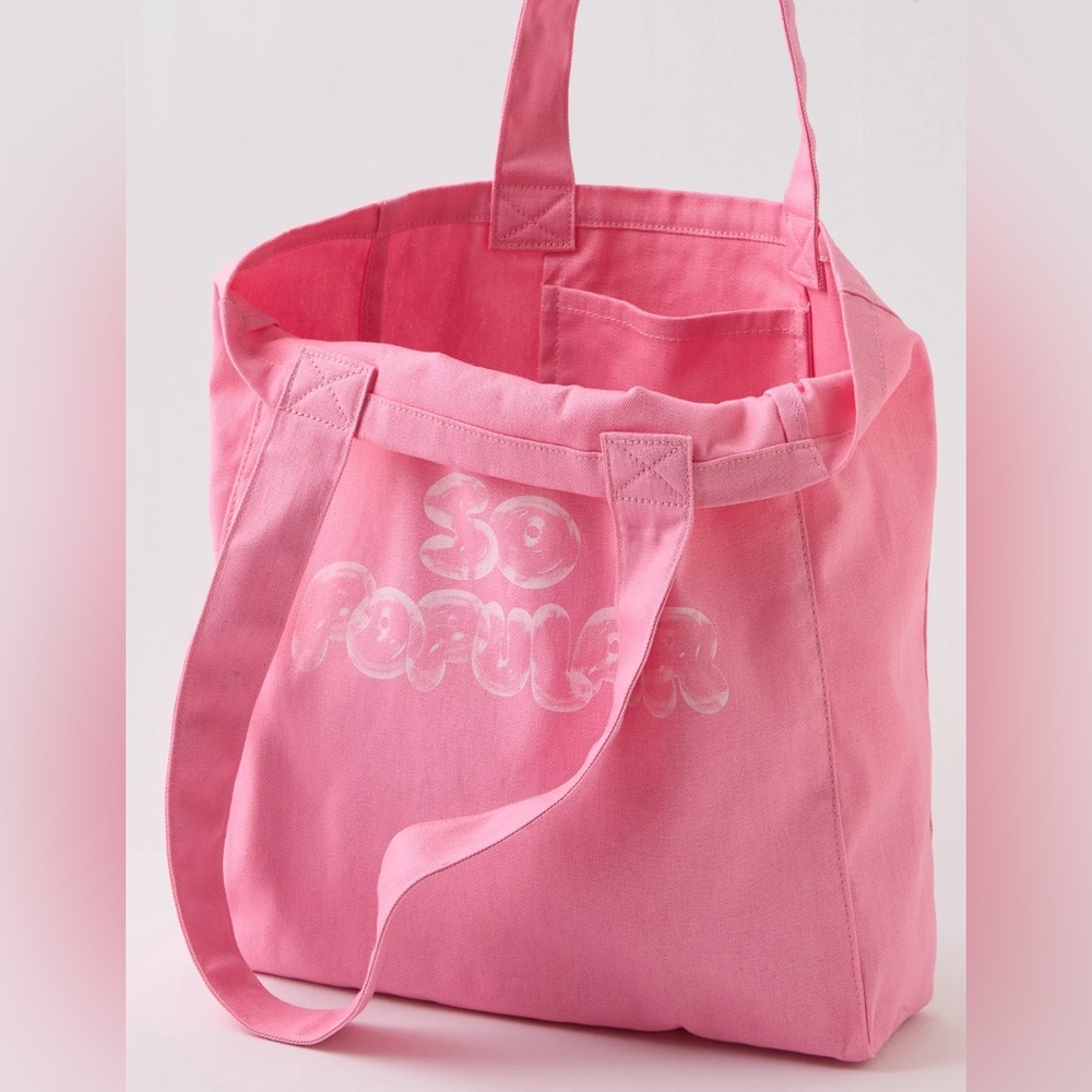 ‼️ 24HR DROP ⬇️ WICKED X AE Ariana “So popular” pink tote bag - Picture 2 of 4